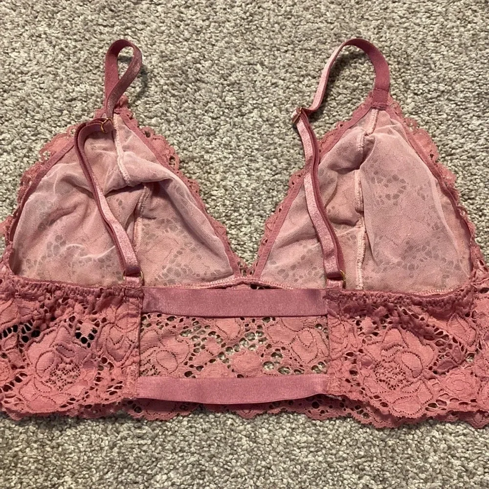 Victoria’s Secret Very Sexy Lace Longline Bralette in size M